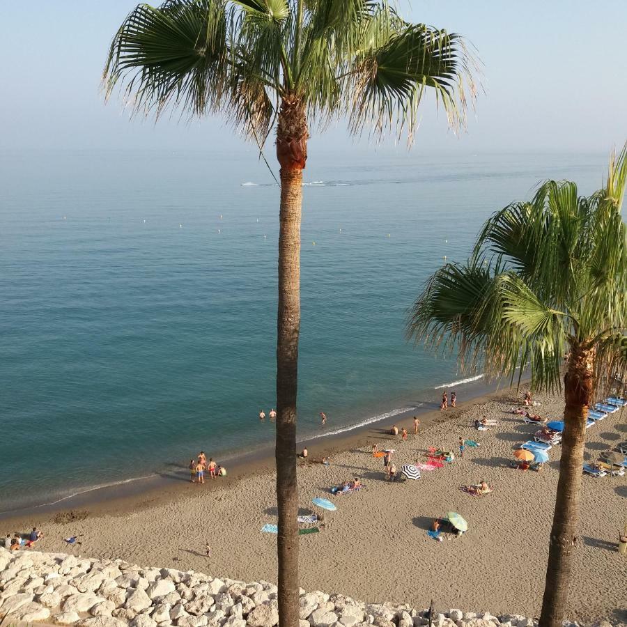 Sea Front Studio With Spacious Balcony Santa Clara Τορρεμολίνος Εξωτερικό φωτογραφία
